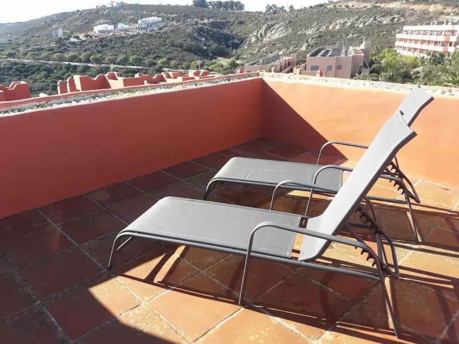 Luxurious Townhouse With Sea Views Villa Manilva Dış mekan fotoğraf
