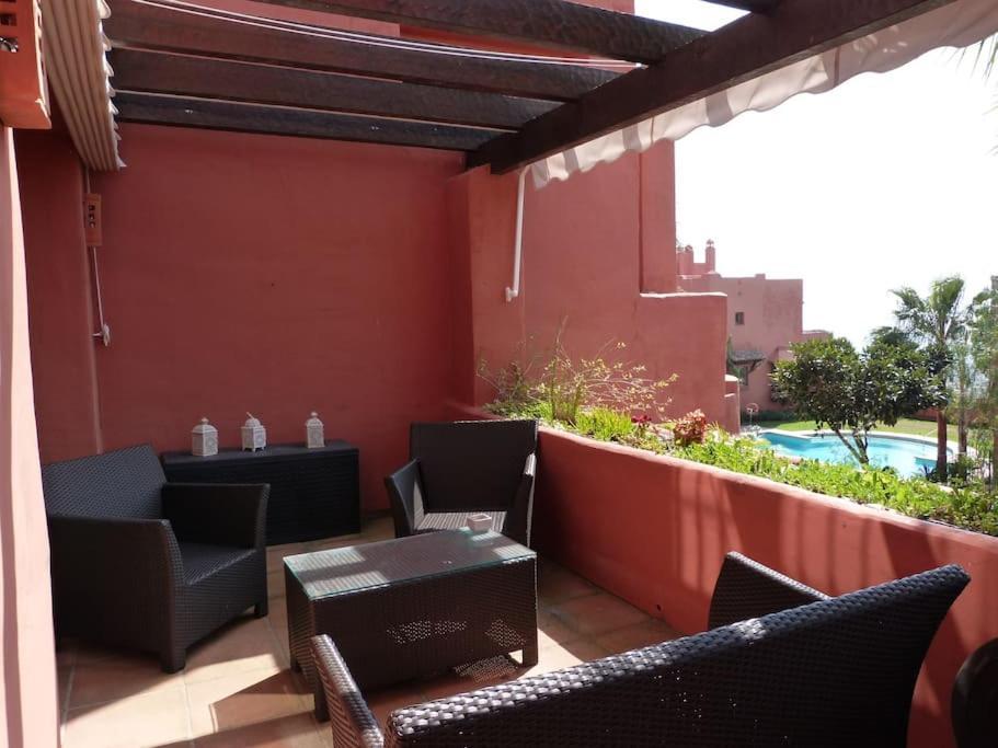 Luxurious Townhouse With Sea Views Villa Manilva Dış mekan fotoğraf